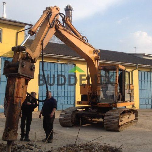 оренда екскаватор гусеничний 16 т Caterpillar 215 BLC гідромолот 1300 кг