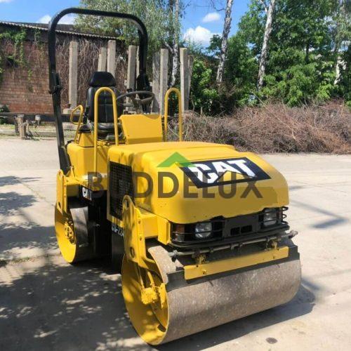 Аренда дорожного катка и асфальтоукладчика 3т CB 224 D Caterpillar