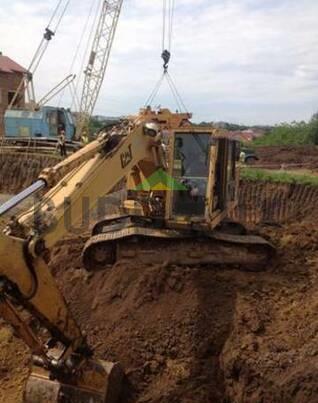 caterpillar-215-blc-gusenichny-ekskavator-3985084_big оренда екскаватор гусеничний 16 т Caterpillar 215 BLC гідромолот 1300 кг